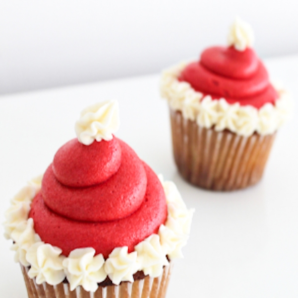 Santa hat Cupcakes - DIY